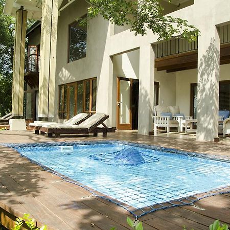 Villa Rostrata-On-Lake Хейзивю Екстериор снимка